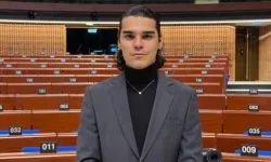 İmamoğlu'ndan Enes Hocaoğulları'nın tutuklanmasına tepki: Gençlerimizin üzerinden elinizi çekin!