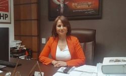 CHP Bayraklı'da olaylı delege seçimi: CHP’li Fatma Akçam’a yumruklu saldırı