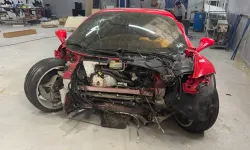Tamir için yola çıkmıştı: 17 milyon TL'lik Ferrari hurdaya döndü