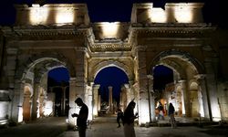 Burası Roma’da değil İzmir’de: Üstelik gece geç saatlere kadar ziyaret edilebilir