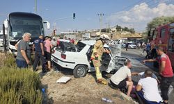 İzmir yolunda feci trafik kazası: Karı-koca hayatını kaybetti