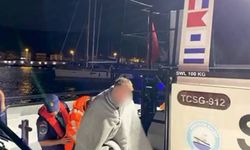 İzmir Karaburun açıklarında tekne faciası önledi: 3 kişi kurtarıldı