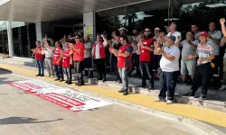 Karşıyaka Belediyesi'nde işçiler kazan kaldırdı