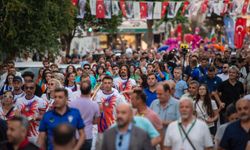 İzmir Enternasyonal Fuarı 94. yılında görkemli kortejle açıldı