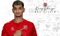 Karşıyaka'da transfer çalışmaları sürüyor: Genç stoper imzayı attı