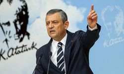 Özel’den Atatürksüz paylaşıma tepki: Atatürk’ü silenleri millet kalbinden silmiştir