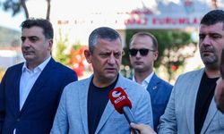 Özel, Buca Cezaevi önünden seslendi: 5 masuma en kısa sürede hürriyet talep ediyoruz