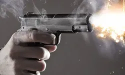 Şoke eden olay: 13 yaşındaki çocuk babasını başından vurdu!