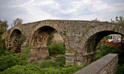 İzmir Bergama Su Kemerleri nerede? Nasıl gidilir?