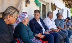 İzmir'deki yangında hayatını kaybetmişti... Başkan Tugay'dan anlamlı ziyaret