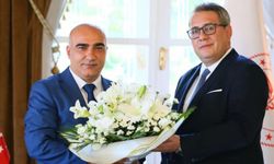İzmir'de yeni dönem: İl Sağlık Müdürü göreve başladı