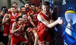 12 Dev Adam’dan büyük başarı: EuroBasket’te gümüş madalya