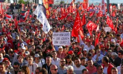 CHP'li Zeybek operasyonlara bilançoyu paylaştı: 33 milyonun iradesi yok sayılıyor