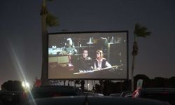 İzmir'de arabada film keyfi: Üstelik ücretsiz