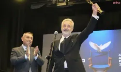 Aslantuğ ödülünü Zeydan Karalar'a adadı