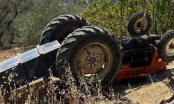 Manisa'da feci kaza: Traktörün altında kalan sürücü hayatını kaybetti
