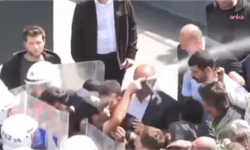 CHP binası önündeki müdahaleye tepki: Orantısız şiddet emrini siz mi verdiniz?
