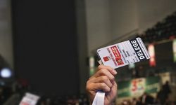 CHP İzmir’de olağanüstü kurultay hareketliliği: Delegeler nasıl bir yol izleyecek?