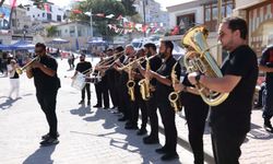 Çeşme’de renkli festival