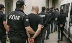 İzmir dahil 81 ilde ruhsatsız silah operasyonu: Binlerce şüpheliye adli işlem