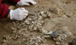 İzmir’de tarih fışkırdı: 83 mezar bulundu, koruma altına alındı