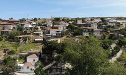 Karaburun’un tek dağ köyü: 400 yıllık geçmişi büyülüyor