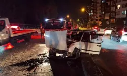 Karşı şeritte dehşet saçtı: 1 ölü, 8 yaralı
