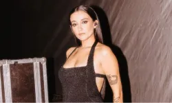 Melike Şahin - Gelsen Ölür Müsün? şarkı sözleri
