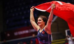 Nesrin Baş, Dünya Güreş Şampiyonası’nda finale yükseldi