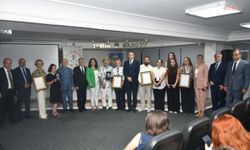İzmir’de Avukat Noyan Özkan Çevre ve Ekoloji Onur Ödülü sahiplerini buldu