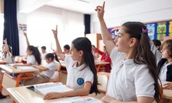 MEB velileri uyardı: Devlet okullarında kayıt parası yasal mı?