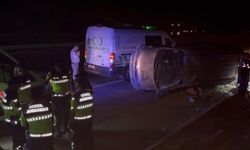 Otoyolda feci kaza! Minibüs takla attı, 2 kişi hayatını kaybetti