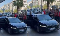Karşıyaka’daki işçiler Tugay’ı yuhalayarak protesto etti: Yazıklar olsun sana