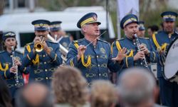 İzmir'de Cumhuriyet coşkusu devam ediyor
