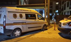 İzmir’de korkunç olay: Anne ve babasını öldürüp intihar etti!