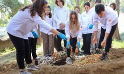 Mutfak atıkları toprağa can oldu: İEÜ’den örnek proje