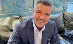 Sadettin Saran'ın o fotoğrafı sosyal medyayı ikiye ayırdı: Yaş farkı dikkatlerden kaçmadı!