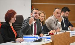 Bornova’da 7,5 milyarlık bütçeye onay!