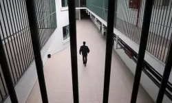 CHP'li Özer’den cezaevi çıkışı: Mahkumlar insanlık dışı koşullarda yaşıyor