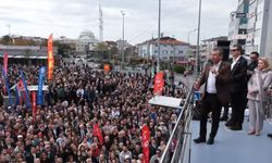 Özel'den Çağlayan Adliyesi önünde çarpıcı açıklamalar!