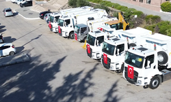 Foça’nın araç filosuna güç takviyesi: 8 yeni araç hizmete girdi