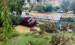 Foça’da sel felaketi: Kayıp kişinin kimliği belli oldu!