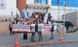 Günlerdir eylemdeler: Çiğli Belediyesi'nde iş bırakacaklar