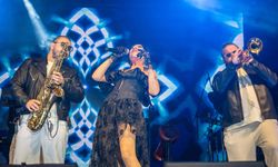 Bornova’da dayanışma rüzgarı: Bi Hayat Fest başladı