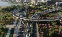 İzmir’de Büyükşehir’den ulaşım hamlesi: Trafik rahatlatacak, geçiş yapıları ve köprü projesi