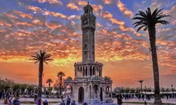 Kentin belleği ve simgesi: İzmir Saat Kulesi