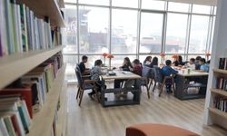 Konaklı gençler için tam donanımlı Cumhuriyet Kütüphaneleri
