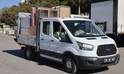 İzmir’de dayanışmanın en güzel hali: Kullanılmayan eşyalar yeni yuvalara ulaştırılıyor