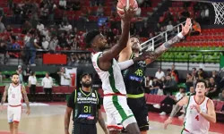 Karşıyaka, parkede Fenerbahçe’ye direnemedi