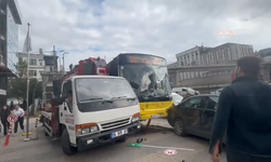 Çekmeköy'de otobüs durağa daldı: Ölü ve yaralılar var!